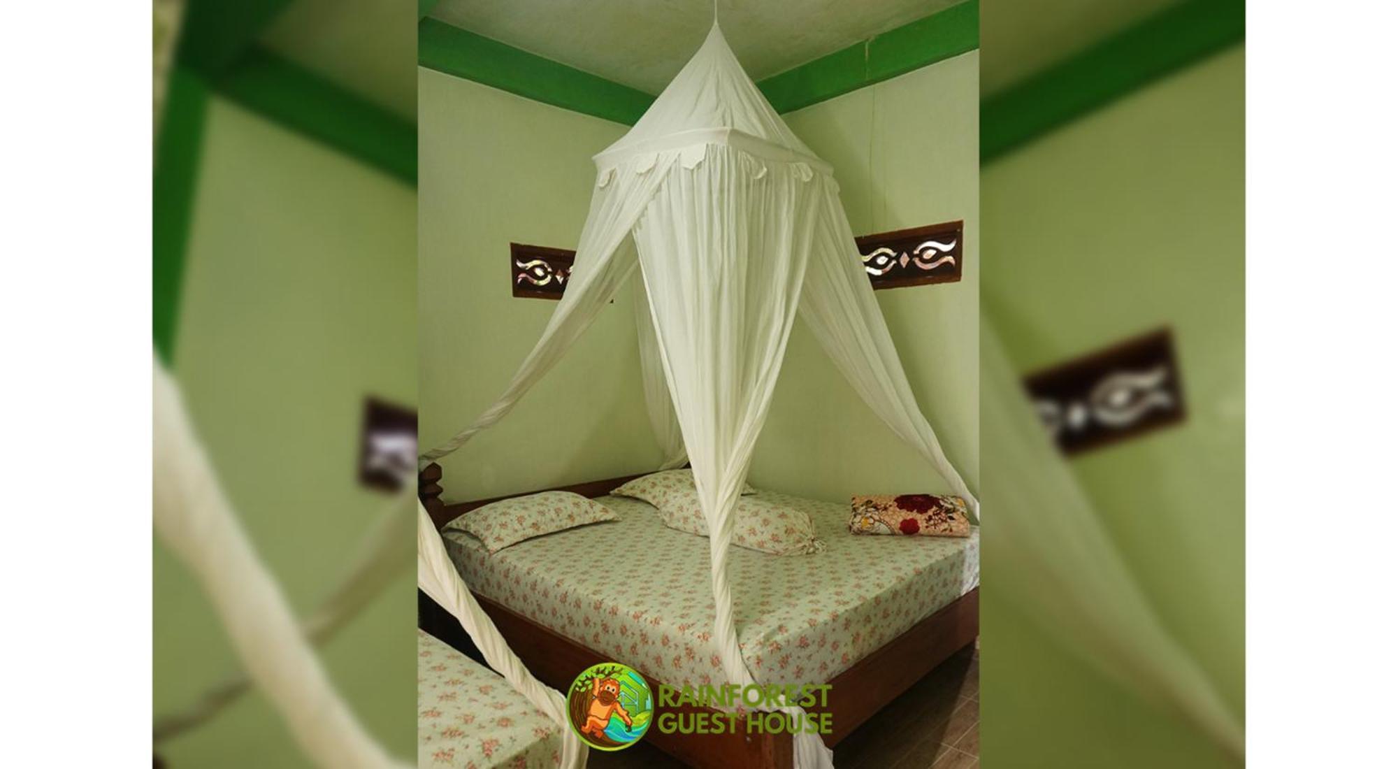 Rain Forest Guest House And Jungle Trekking Bukit Lawang Eksteriør billede