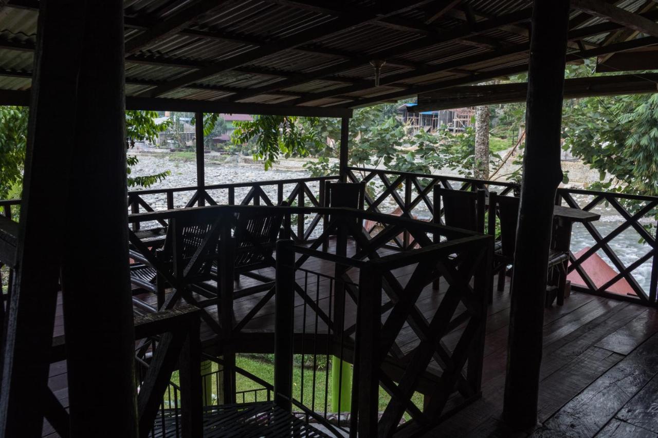 Rain Forest Guest House And Jungle Trekking Bukit Lawang Eksteriør billede